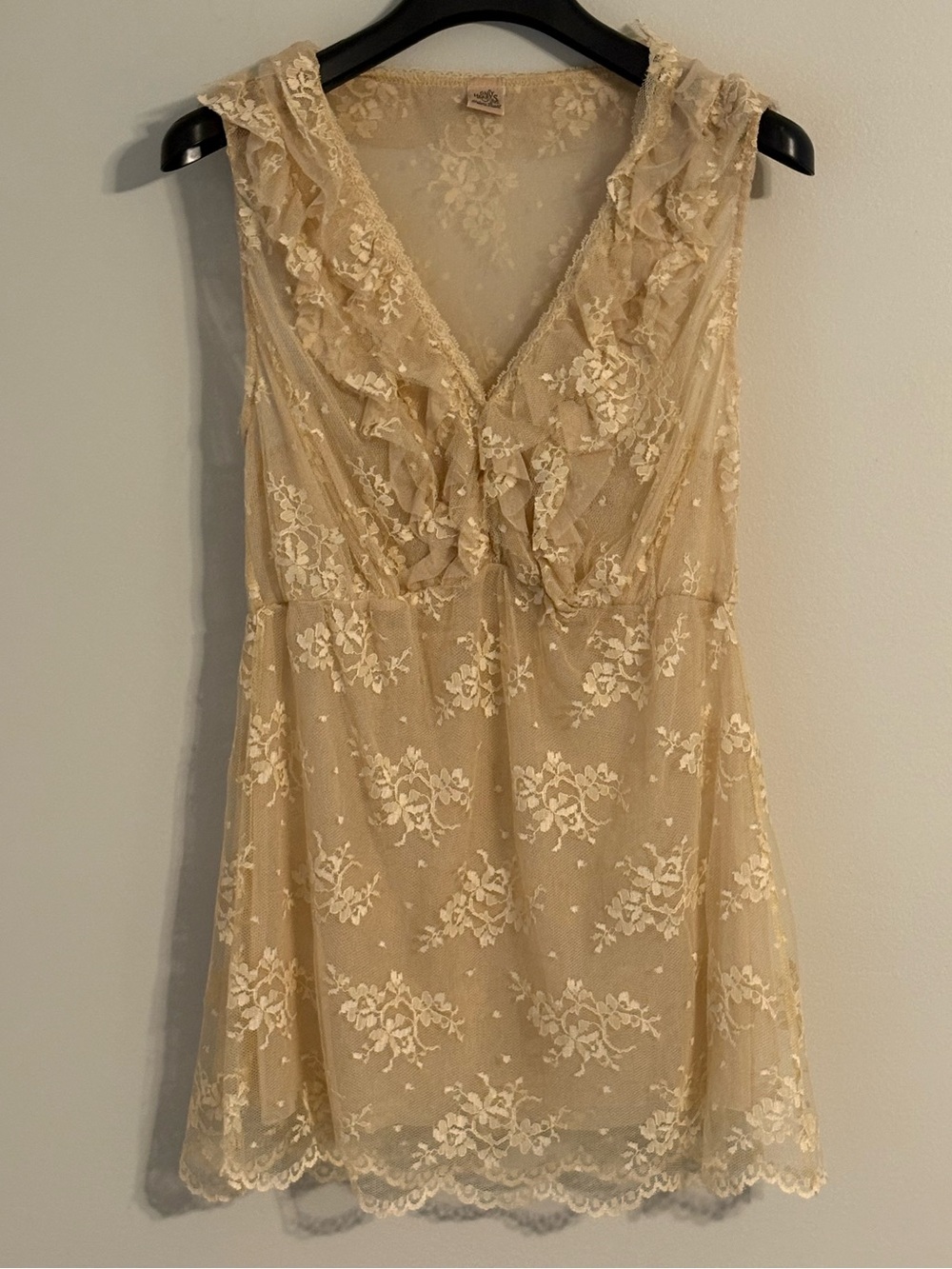 Only Hearts Sheer Cream Lace V-Neck Chemise with Ruffle Trim - Size Small